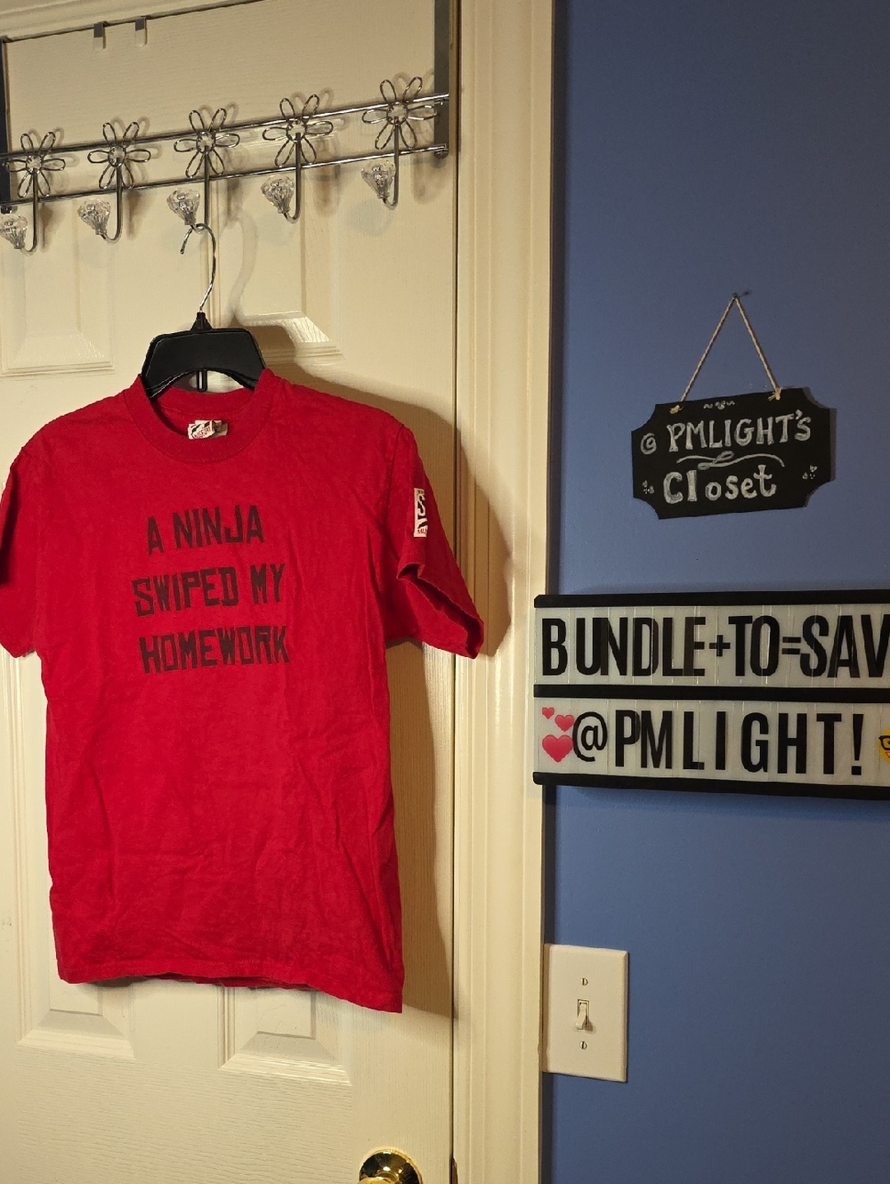 International Spy Museum Red T-Shirt Youth Large "A Ninja Swiped My Homework"